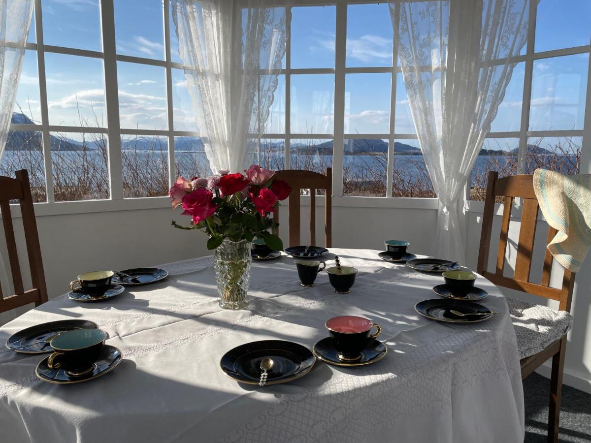 Kraen Gard Villa Larsnes Eksteriør billede