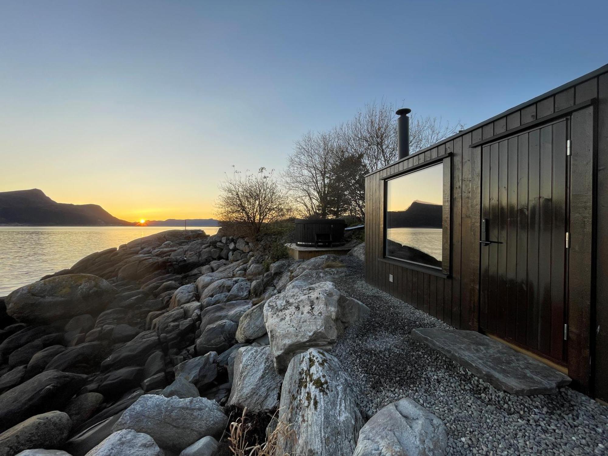Kraen Gard Villa Larsnes Eksteriør billede